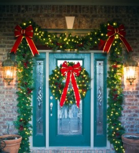 Holiday Reeves Home Decorations