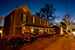 Paulk Outdoors Wins Award for McDonough, GA Holiday Decorating ...